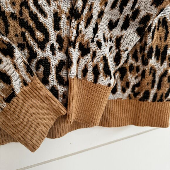 Express Women's XS Fitted Crewneck Sweater Leopard Print Soft Stretchy Tan Black - Picture 6 of 14